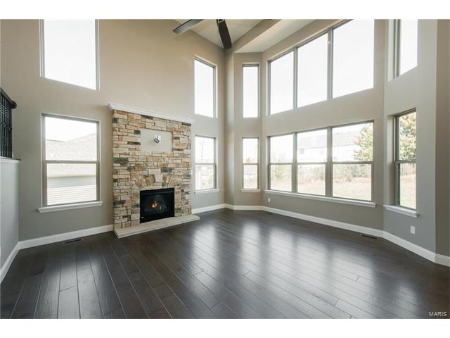 5 Hawthorne Cir, O'fallon, MO 63366 photo 11