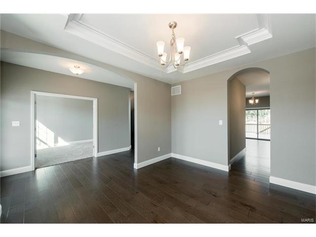 5 Hawthorne Cir, O'fallon, MO 63366 photo 6