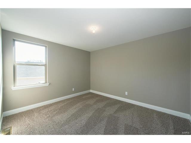 5 Hawthorne Cir, O'fallon, MO 63366 photo 25