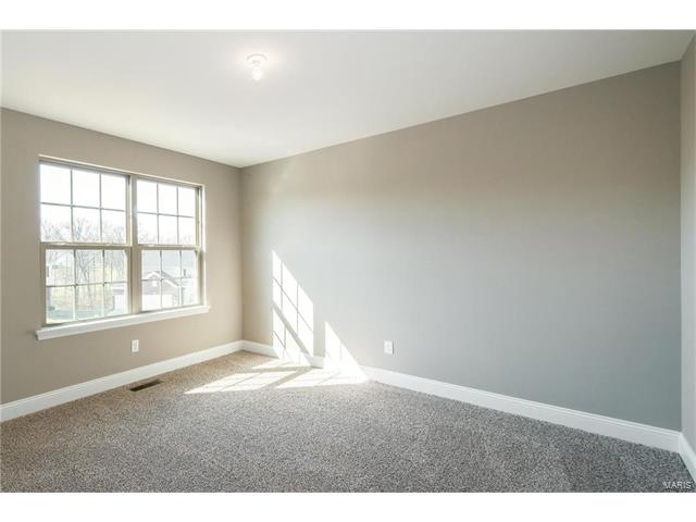 5 Hawthorne Cir, O'fallon, MO 63366 photo 23