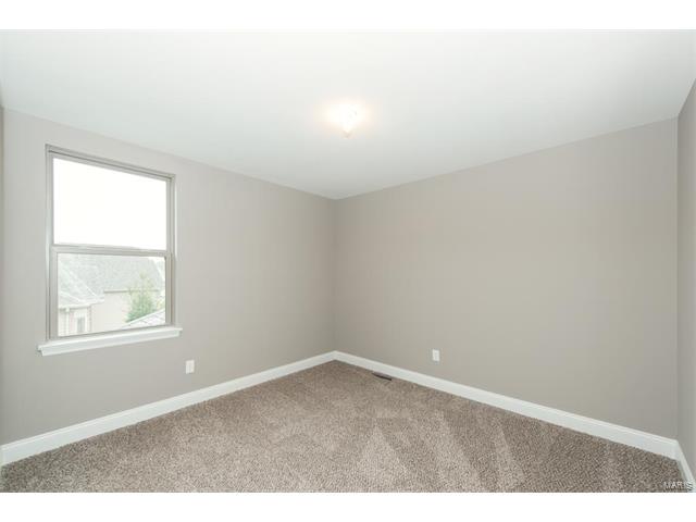 24 Hawthorne Ct, O'fallon, MO 63366 photo 21