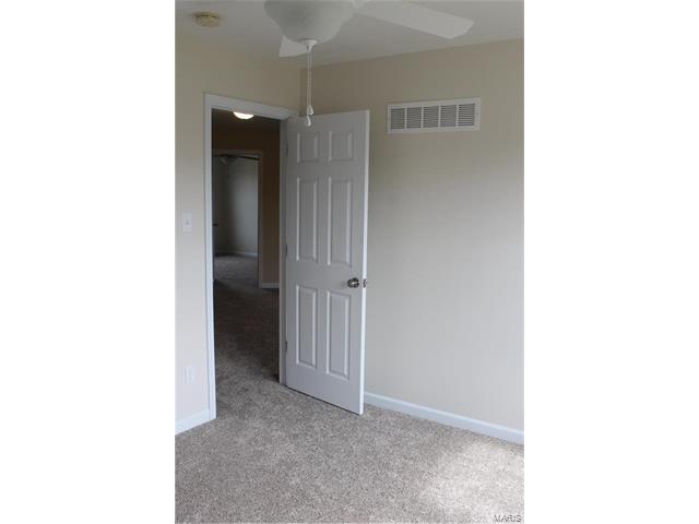 1649 Grace View Dr, Eureka, MO 63025 photo 29