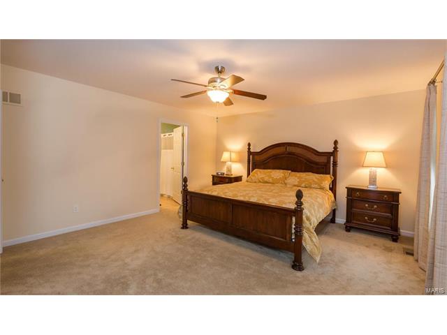 1649 Grace View Dr, Eureka, MO 63025 photo 18