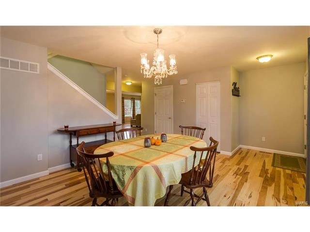1649 Grace View Dr, Eureka, MO 63025 photo 4