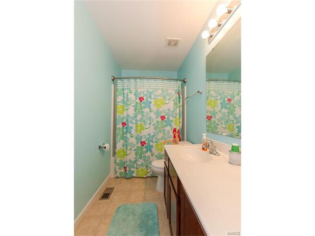 1649 Grace View Dr, Eureka, MO 63025 photo 14