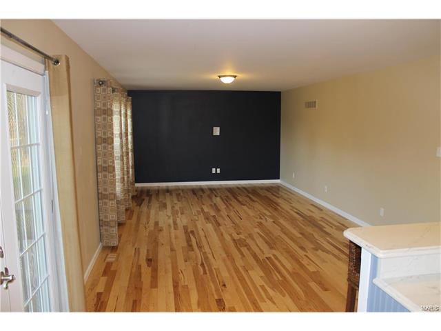 1649 Grace View Dr, Eureka, MO 63025 photo 11