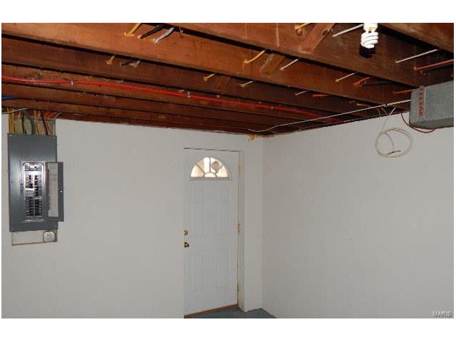 9344 Mackenzie, Saint Louis, MO 63123 photo 14