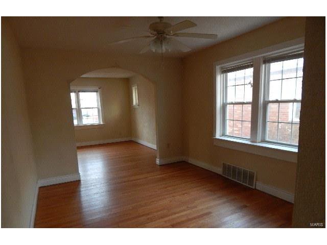 9344 Mackenzie, Saint Louis, MO 63123 photo 7