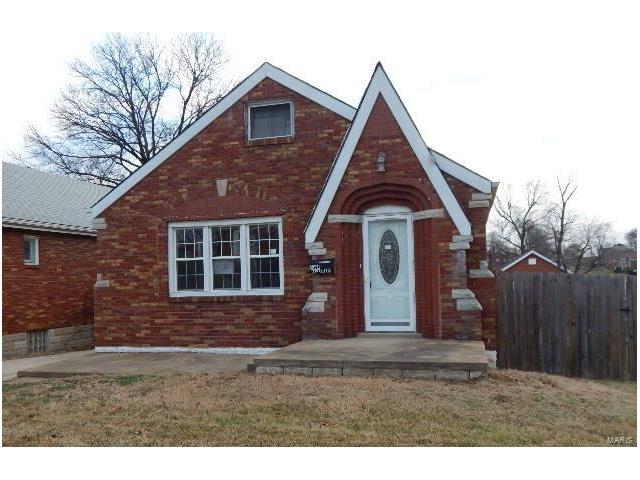 9344 Mackenzie, Saint Louis, MO 63123 photo 1