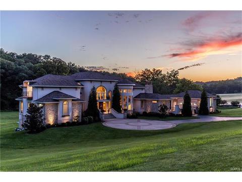 357 Larimore Valley Dr, Chesterfield, MO 63005 photo 1