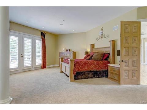 357 Larimore Valley Dr, Chesterfield, MO 63005 photo 9