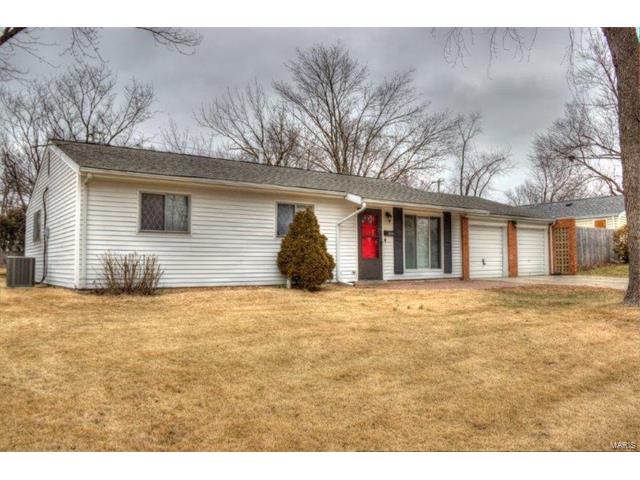 211 Allen, O'fallon, MO 63366 photo 2