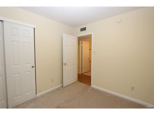 211 Allen, O'fallon, MO 63366 photo 9