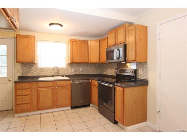 211 Allen, O'fallon, MO 63366 photo 6