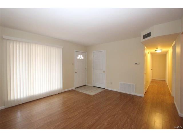 211 Allen, O'fallon, MO 63366 photo 4
