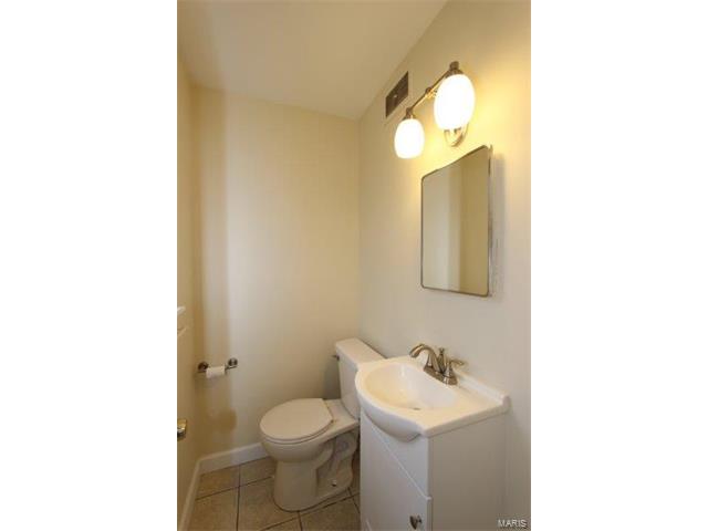 211 Allen, O'fallon, MO 63366 photo 13