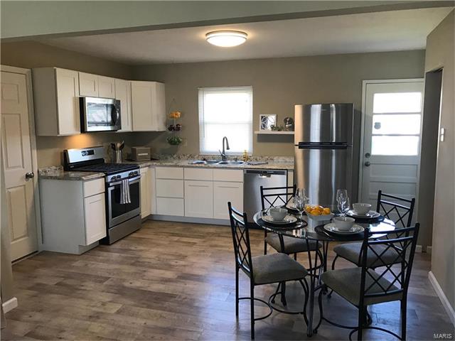 415 Prince David Dr, O'fallon, MO 63366 photo 5