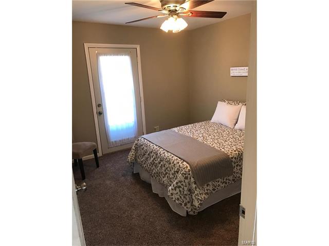 415 Prince David Dr, O'fallon, MO 63366 photo 9