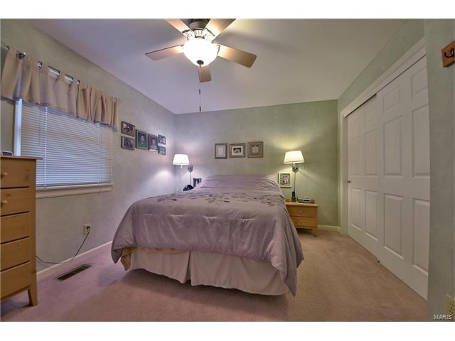 810 Red Oak Ln, O'fallon, MO 63366 photo 12