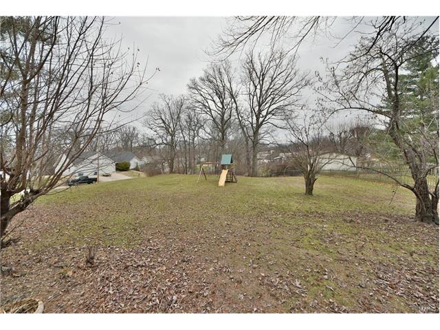 810 Red Oak Ln, O'fallon, MO 63366 photo 6