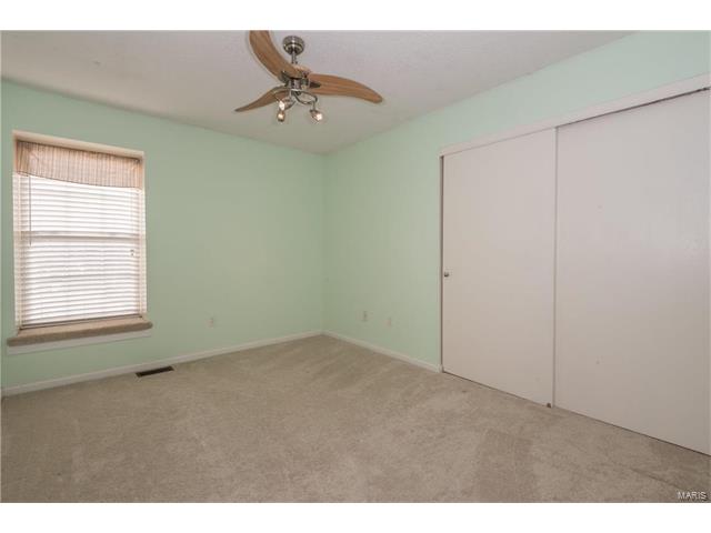 339 Charlottesville Dr, Saint Charles, MO 63304 photo 13