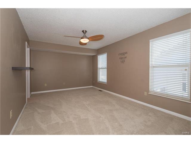 339 Charlottesville Dr, Saint Charles, MO 63304 photo 11