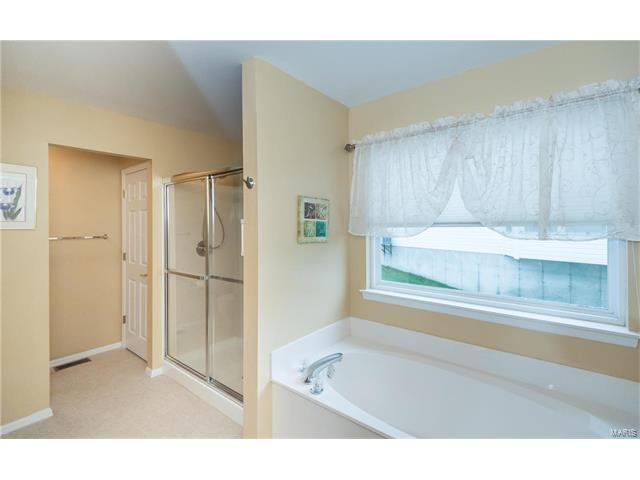 950 Gandolf Way, Eureka, MO 63025 photo 14