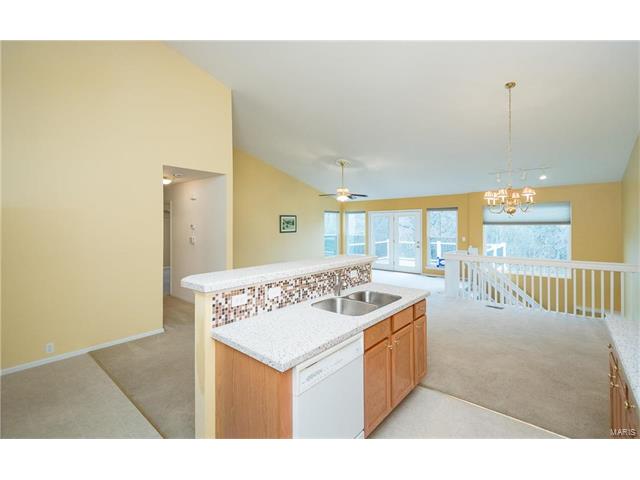 950 Gandolf Way, Eureka, MO 63025 photo 8
