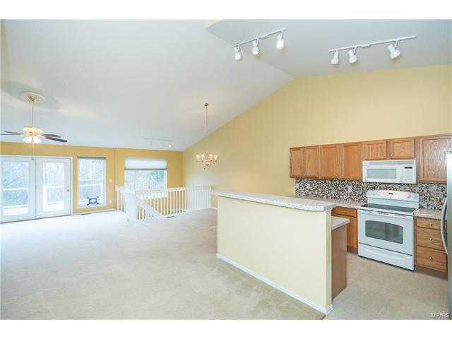 950 Gandolf Way, Eureka, MO 63025 photo 6