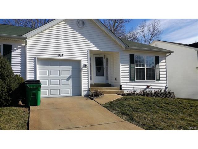517 Pacific Estates Dr, Pacific, MO 63069 photo 1