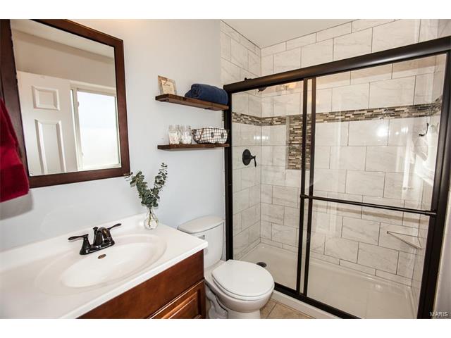 46 Roland Ave, Ballwin, MO 63021 photo 15