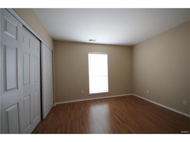 1724 Whispering Crk #D, Ballwin, MO 63021 photo 13