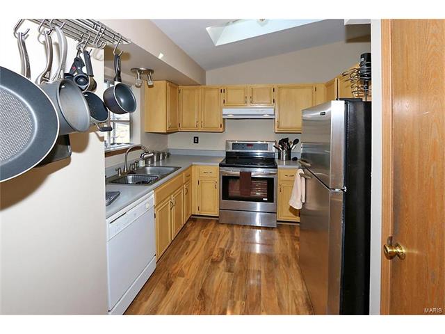 621 Durango Dr, O'fallon, MO 63368 photo 4