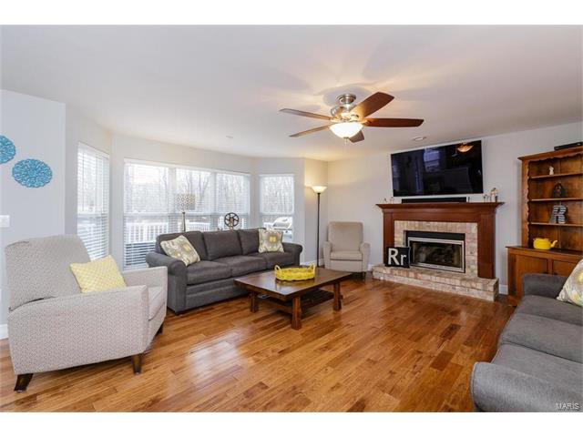 9028 Harvest Run Dr, O'fallon, MO 63368 photo 8