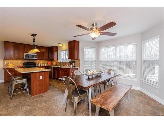 9028 Harvest Run Dr, O'fallon, MO 63368 photo 12