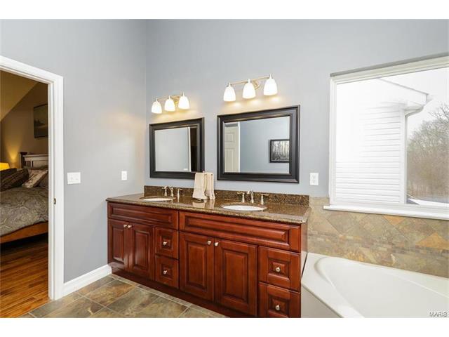 9028 Harvest Run Dr, O'fallon, MO 63368 photo 28