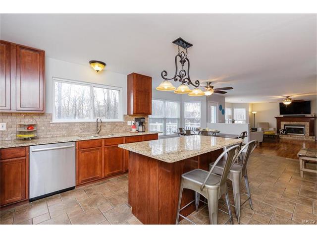 9028 Harvest Run Dr, O'fallon, MO 63368 photo 17