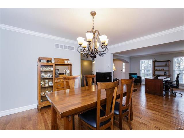 9028 Harvest Run Dr, O'fallon, MO 63368 photo 7