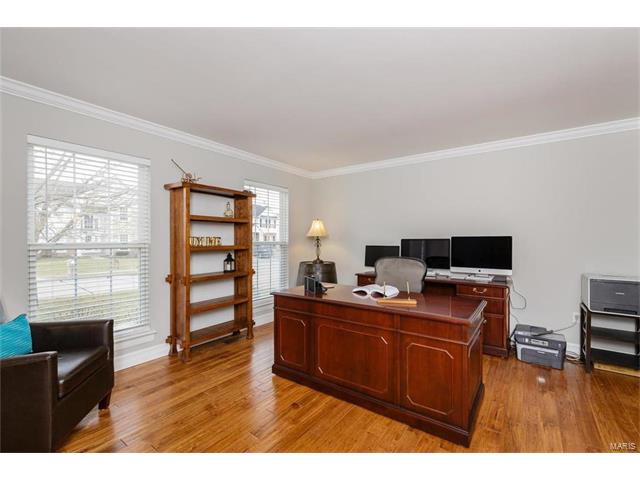 9028 Harvest Run Dr, O'fallon, MO 63368 photo 5