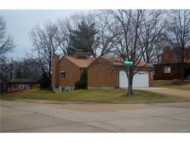 970 Imperial Pt, Ballwin, MO 63021 photo 27