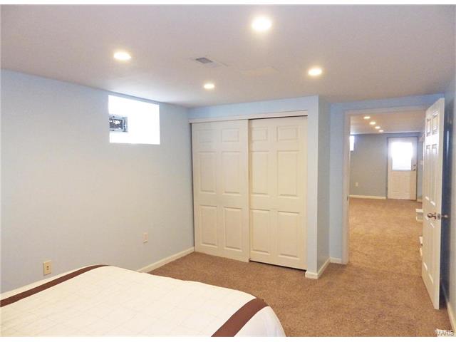 5451 Gresham Ave, Saint Louis, MO 63109 photo 26