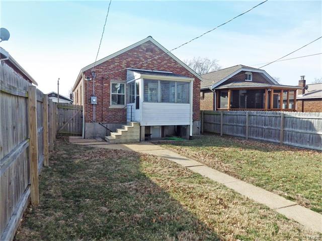 5451 Gresham Ave, Saint Louis, MO 63109 photo 37