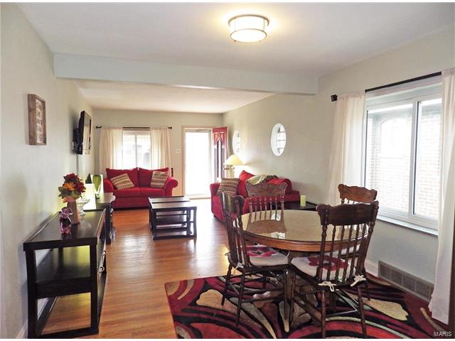 5451 Gresham Ave, Saint Louis, MO 63109 photo 10