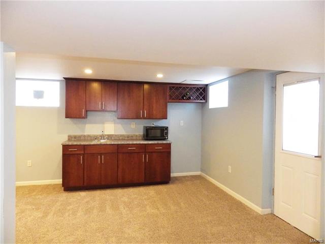 5451 Gresham Ave, Saint Louis, MO 63109 photo 24