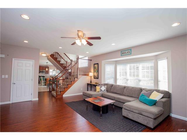 122 Tahoe Ct, O'fallon, MO 63368 photo 9