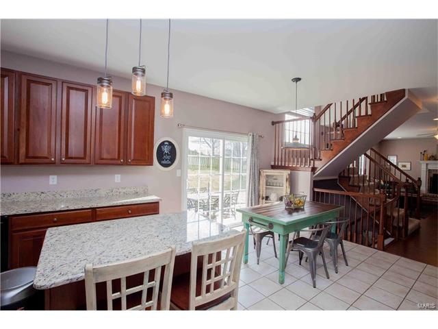 122 Tahoe Ct, O'fallon, MO 63368 photo 5