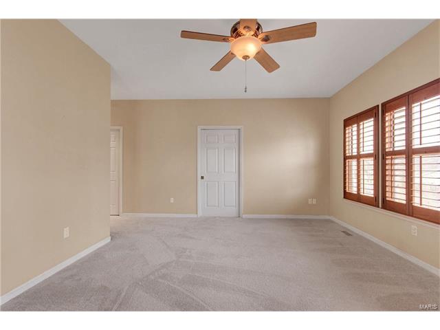 421 Winding Oaks Ct, Ballwin, MO 63021 photo 23