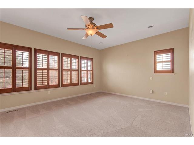 421 Winding Oaks Ct, Ballwin, MO 63021 photo 22