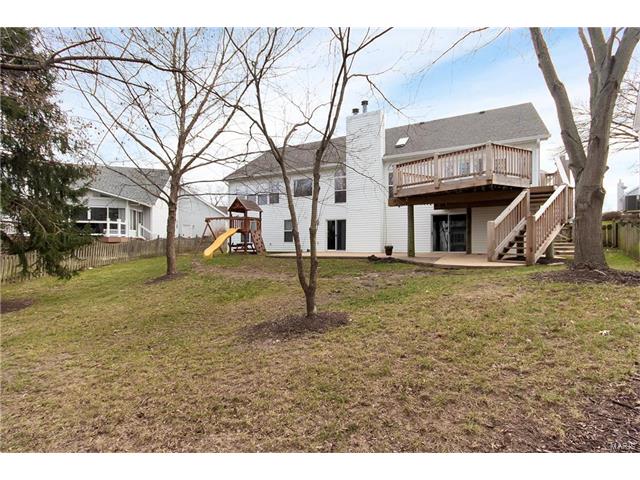 421 Winding Oaks Ct, Ballwin, MO 63021 photo 5