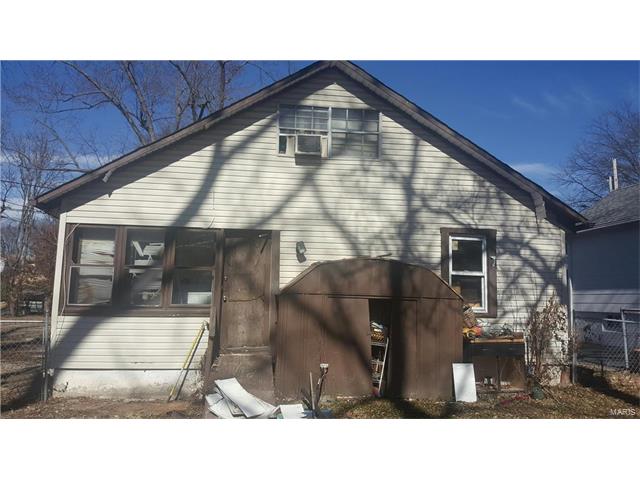9060 Patrick, Saint Louis, MO 63114 photo 2